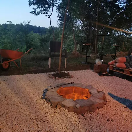 Kuca Na Savi - Stari Hrast Casa de Férias Vladimirci