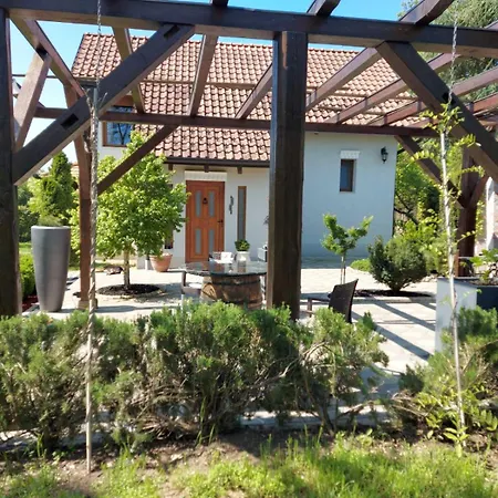 Kuca Na Savi - Stari Hrast Casa de Férias *