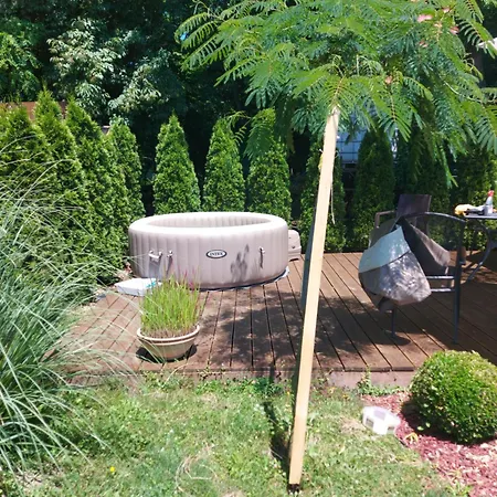 Kuca Na Savi - Stari Hrast *